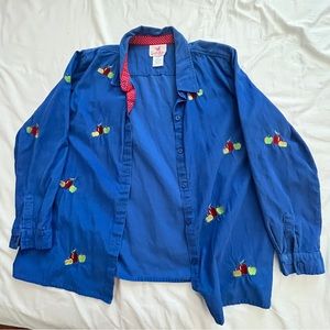 Vintage Quacker Factory X-Large Apple Blue Button Up in perfect condition